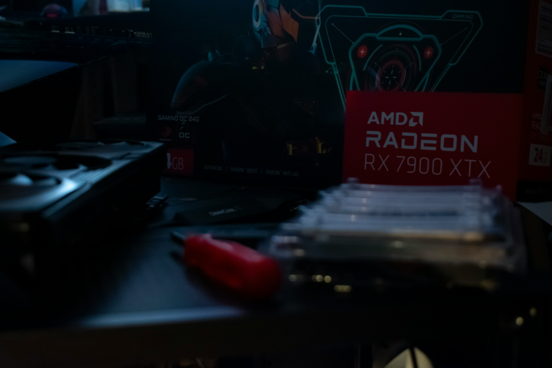 Featured image of post AMD Stock vs. RX 7900 XTX: The $1,099 Decision That Could've Earned You 44%
